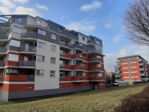 Pronájem bytu 1+kk, Zlín, Zelinova, 37 m2