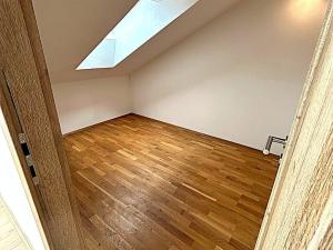 Pronájem bytu 3+kk, Třebíč, Martinské nám., 79 m2