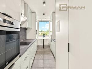 Prodej bytu 4+1, Praha - Bohnice, Dolákova, 78 m2