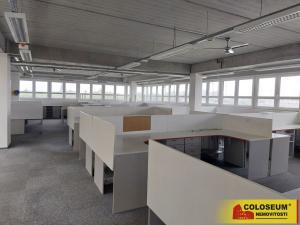 Pronájem kanceláře, Brno - Horní Heršpice, 2500 m2