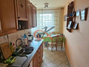Prodej bytu 3+1, Vsetín, nám. Svobody, 72 m2