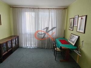 Prodej bytu 3+1, Vsetín, nám. Svobody, 72 m2