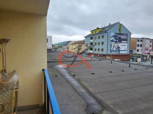 Prodej bytu 3+1, Vsetín, nám. Svobody, 72 m2