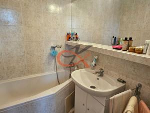 Prodej bytu 3+1, Vsetín, nám. Svobody, 72 m2