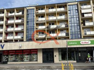 Prodej bytu 3+1, Vsetín, nám. Svobody, 72 m2