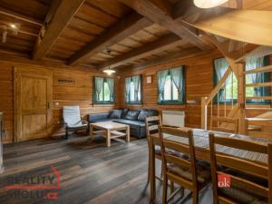 Prodej chalupy, Staré Město - Stříbrnice, 100 m2