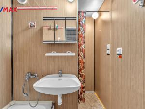 Prodej bytu 1+kk, Hradec Králové - Nový Hradec Králové, třída Edvarda Beneše, 28 m2