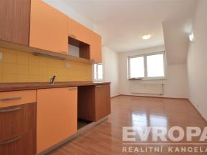 Pronájem bytu 2+kk, Praha - Michle, Pobočná, 61 m2