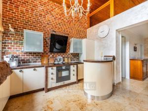 Prodej rodinného domu, Srubec, Zborovská, 308 m2