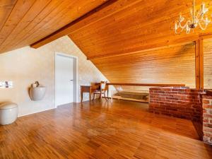 Prodej rodinného domu, Srubec, Zborovská, 308 m2