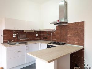 Pronájem bytu 2+kk, Olomouc, Šmeralova, 47 m2