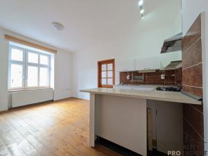 Pronájem bytu 2+kk, Olomouc, Šmeralova, 47 m2