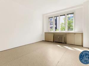 Prodej bytu 2+1, Praha - Karlín, Sokolovská, 85 m2