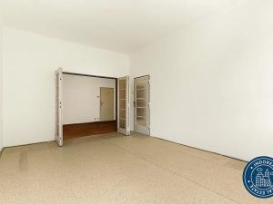 Prodej bytu 2+1, Praha - Karlín, Sokolovská, 85 m2
