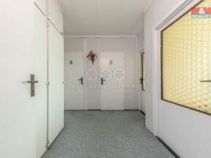 Prodej bytu 3+1, Praha - Troja, Lešenská, 67 m2