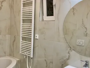 Pronájem bytu 1+kk, Praha - Košíře, Vrchlického, 35 m2