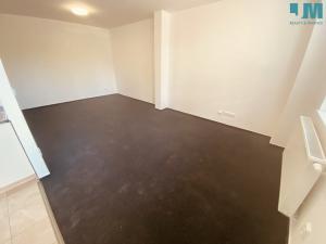 Pronájem bytu 1+kk, Pelhřimov, Skrýšovská, 39 m2