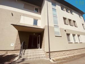 Pronájem bytu 1+kk, Pelhřimov, Skrýšovská, 36 m2