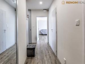 Prodej bytu 3+1, Olomouc, Družební, 70 m2
