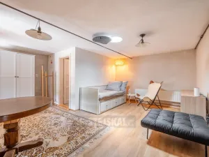 Prodej rodinného domu, Rožmberk nad Vltavou, 257 m2