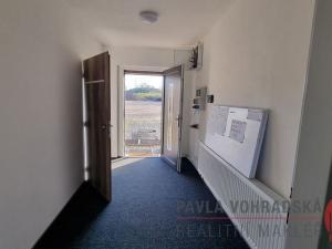 Pronájem komerčního pozemku, Tuchlovice, 600 m2