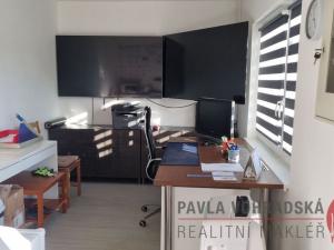 Pronájem komerčního pozemku, Tuchlovice, 600 m2