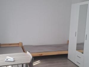 Pronájem bytu 1+kk, Pardubice - Svítkov, Dlouhá, 24 m2
