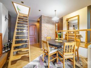 Prodej bytu 3+1, Plzeň - Jižní Předměstí, Antonína Uxy, 105 m2