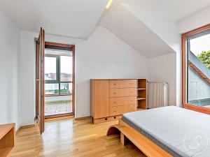 Pronájem bytu 5+1, Praha - Dejvice, Paťanka, 130 m2