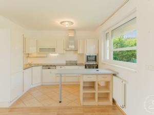 Prodej rodinného domu, Praha - Újezd nad Lesy, Lutínská, 220 m2