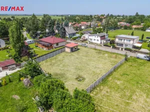 Prodej pozemku pro bydlení, Křenice, 1043 m2