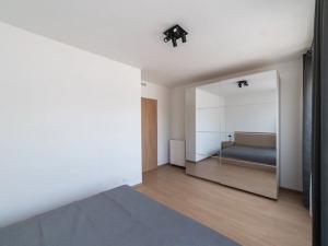Pronájem bytu 2+kk, Praha - Hloubětín, Poděbradská, 52 m2