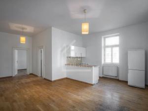 Pronájem bytu 2+kk, Praha - Holešovice, Komunardů, 48 m2