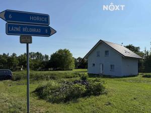 Prodej pozemku pro bydlení, Miletín, Komenského, 834 m2