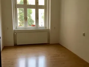 Pronájem bytu 3+1, Praha - Bubeneč, Eliášova, 135 m2