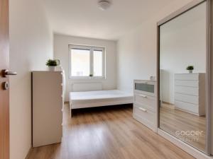 Pronájem bytu 2+kk, Praha - Kyje, Farkašova, 53 m2