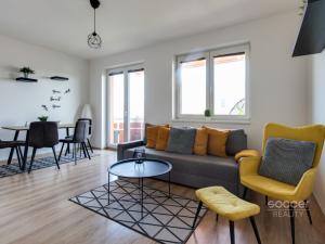 Pronájem bytu 2+kk, Praha - Kyje, Farkašova, 53 m2