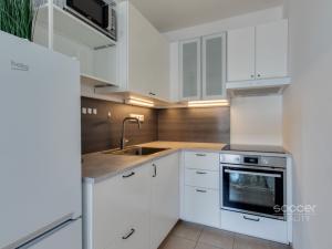 Pronájem bytu 2+kk, Praha - Kyje, Farkašova, 53 m2