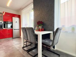 Prodej bytu 3+kk, Znojmo, Smetanova, 64 m2