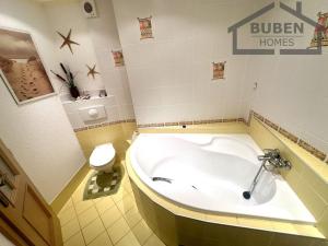 Pronájem bytu 2+1, Tachov, Zárečná, 60 m2