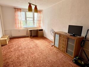 Pronájem bytu 2+1, Tachov, Zárečná, 60 m2