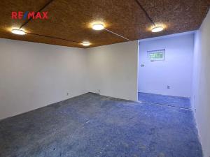 Pronájem obchodního prostoru, Orlová, Osvobození, 25 m2