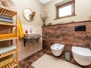 Prodej rodinného domu, Bukvice, 158 m2