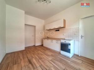 Pronájem bytu 3+1, Chlumec nad Cidlinou - Chlumec nad Cidlinou I, Husova, 80 m2
