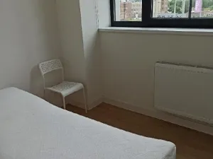 Pronájem bytu 2+kk, Praha - Vysočany, Poděbradská, 45 m2