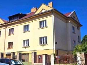 Prodej rodinného domu, Praha, V domově, 390 m2