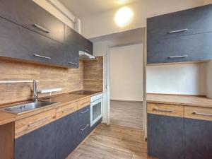 Pronájem bytu 3+1, Chomutov, Mostecká, 73 m2