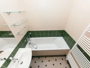 Pronájem bytu 2+1, Praha - Vinohrady, Perunova, 70 m2