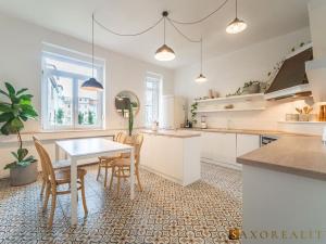 Prodej bytu 4+1, Praha - Holešovice, Františka Křížka, 125 m2