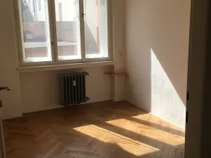Pronájem bytu 1+1, Praha - Holešovice, Bubenská, 25 m2
